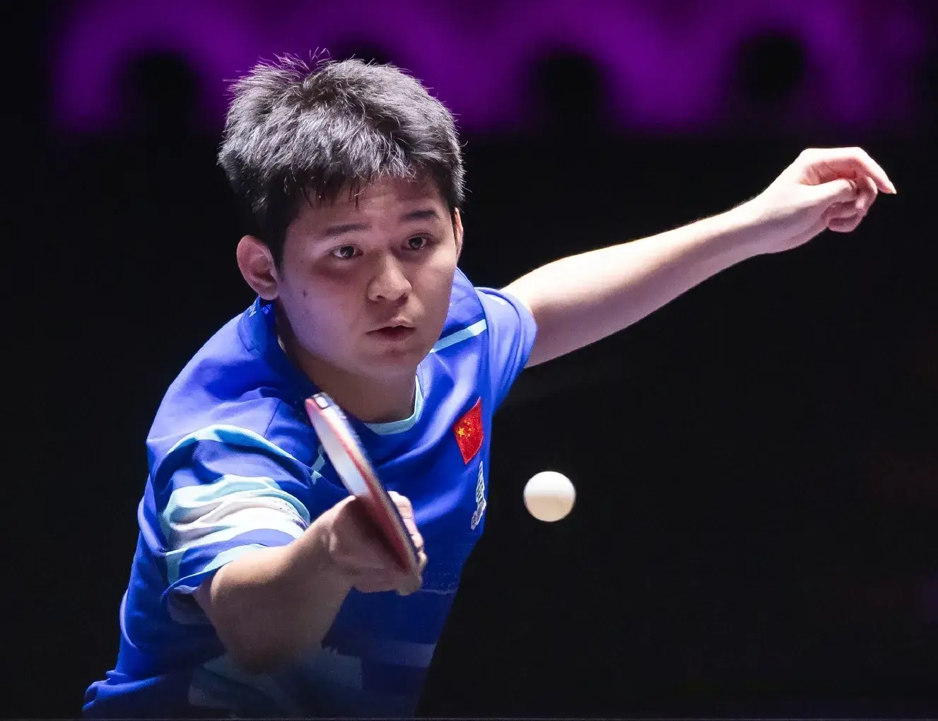 王曼昱战胜, 苦战五局 王曼昱战胜, 苦战五局