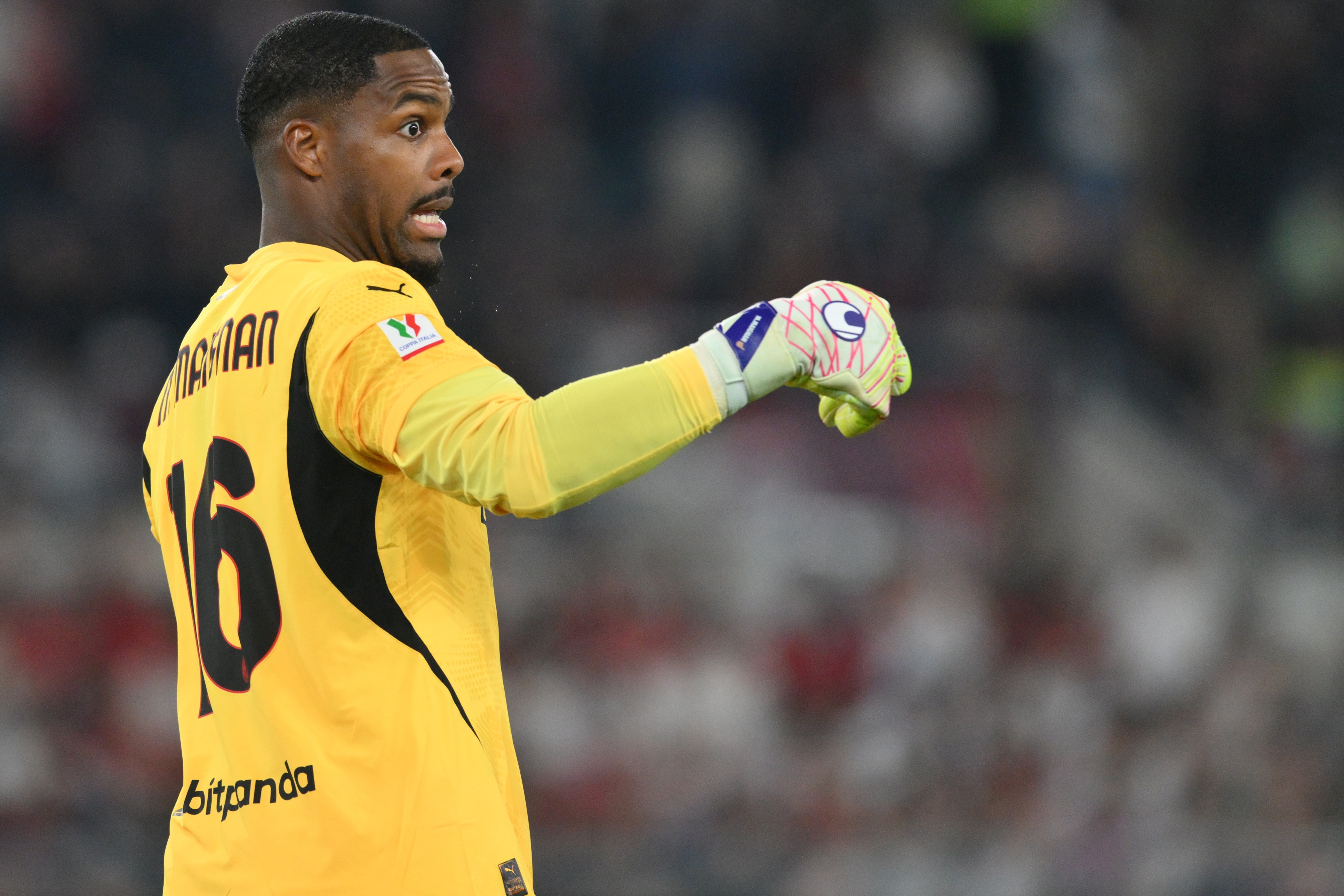 出色, 他目前状态, 争二号门将